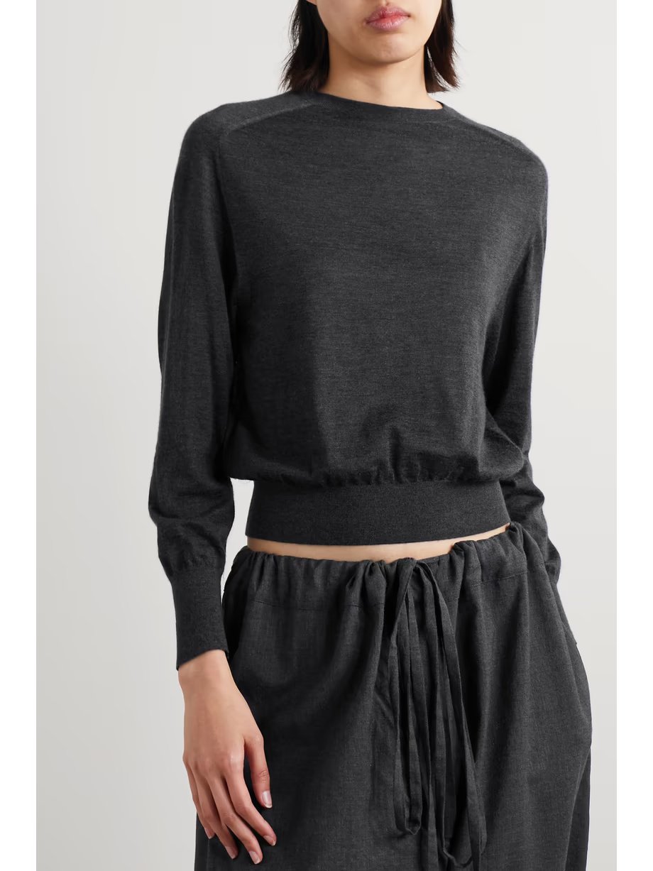 Plain Boxy Trimmed Cropped Fine Knit Sweater Thin Plain Boxy Trimmed Cropped Fine Knit Sweater Thin